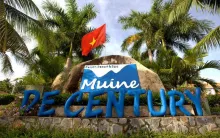 Mũi Né De Century Beach Resort and Spa