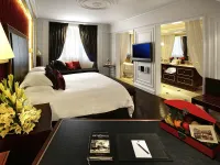 Luxury Room - Historical Metropole Wing
