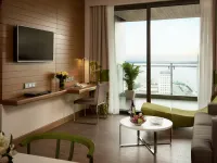 1 Bedroom Apartment with Balcony