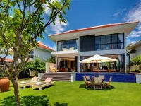 5 Bed Room Beachfront Pool Villa with 4 Bathrooms