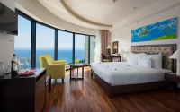 Club Luxury Ocean View