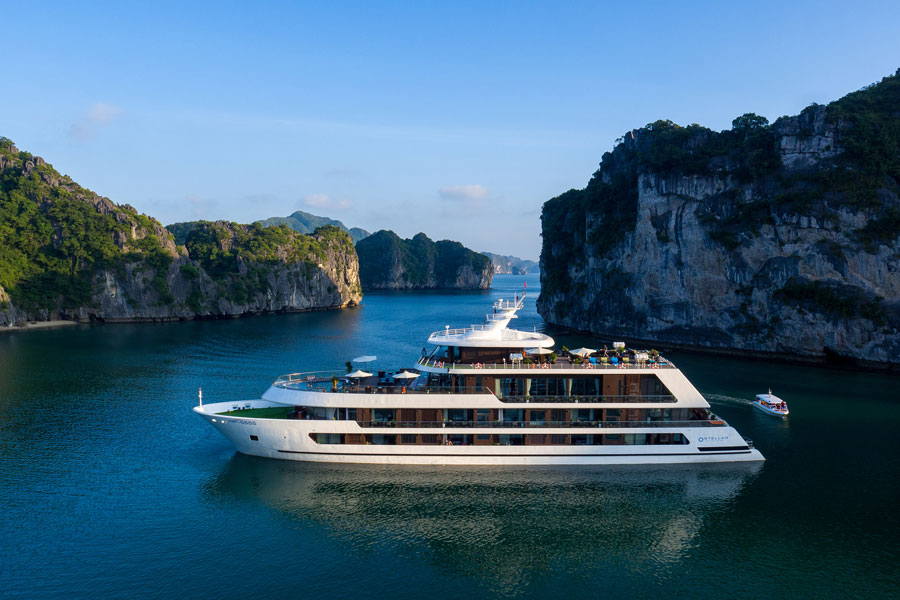 Stellar of the Seas – 5 stars luxury Cruise in Halong Bay